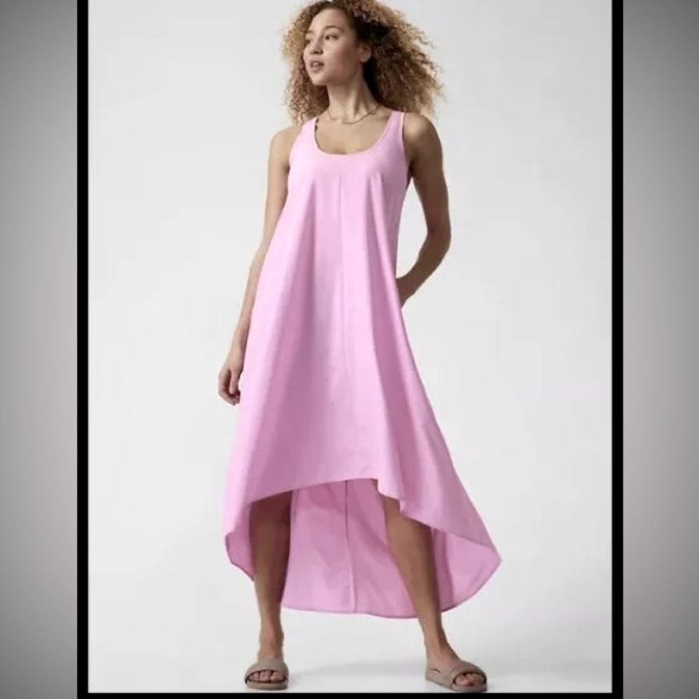 Athleta Presidio Dress Size L
Racerback Hi Low Lightweight